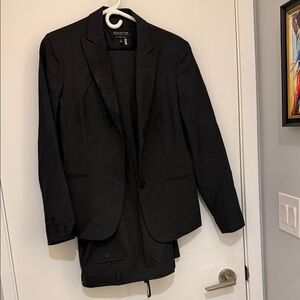 Jones New York Charcoal Pant Suit